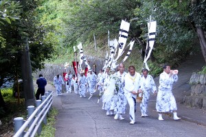 天王様のお山入り